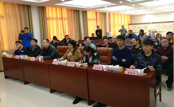 萊工.jpg 萊工.jpg