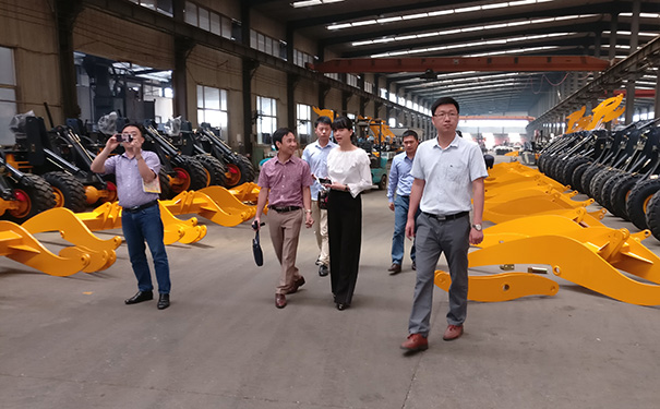 萊工.jpg 萊工.jpg